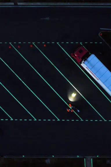 marquage-luminescent-parking